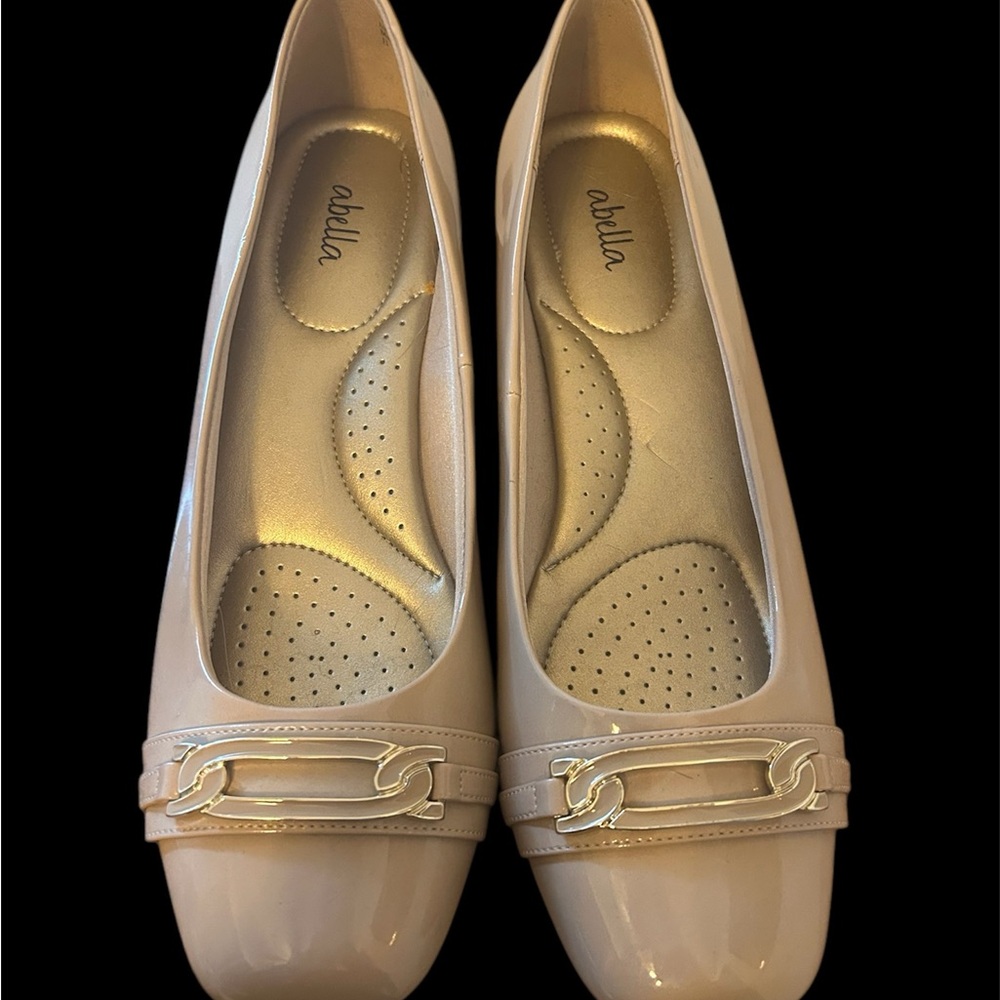 Abella Cream Flats with Decorative Straps